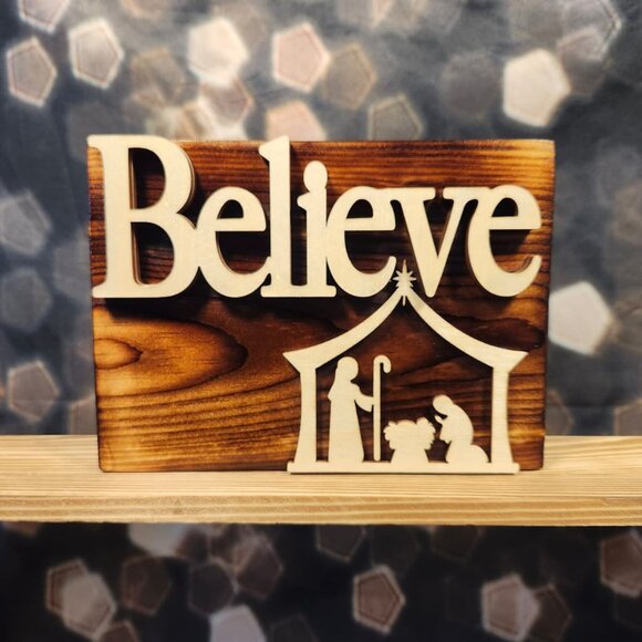 Christmas Wooden Wall Decor Sign - Picture 3 of 6